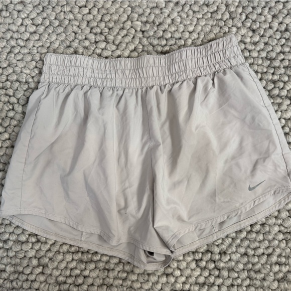 Nike Pants - Women's Nike Gray Shorts Size Large